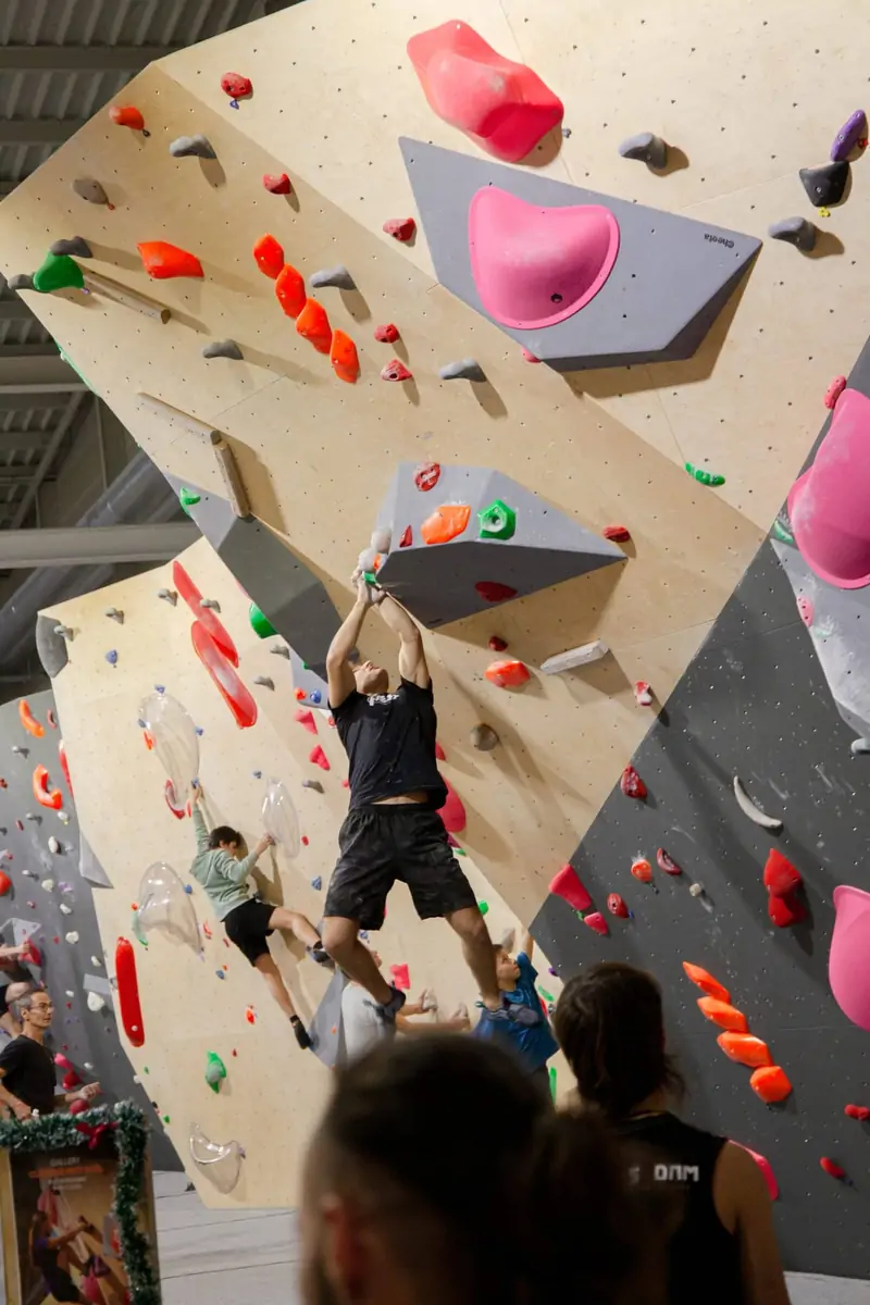 Salle d’escalade de bloc à Poitiers