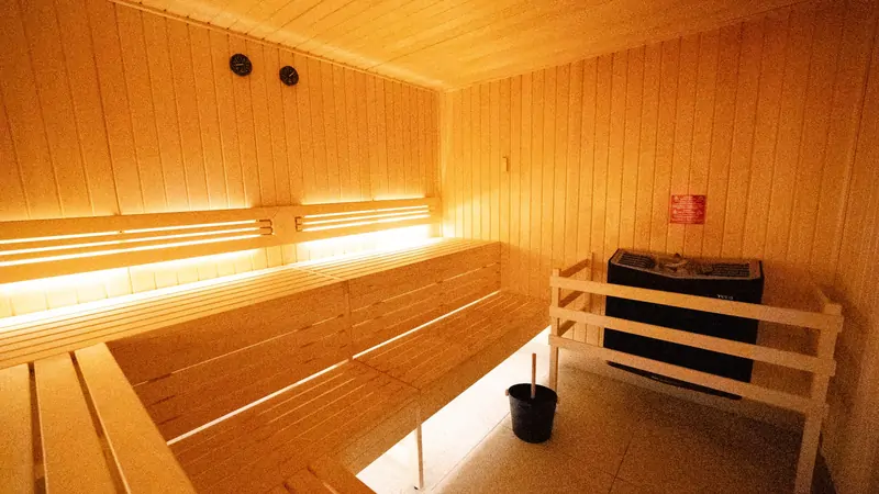 Le sauna en bois de Gallery République à Poitiers